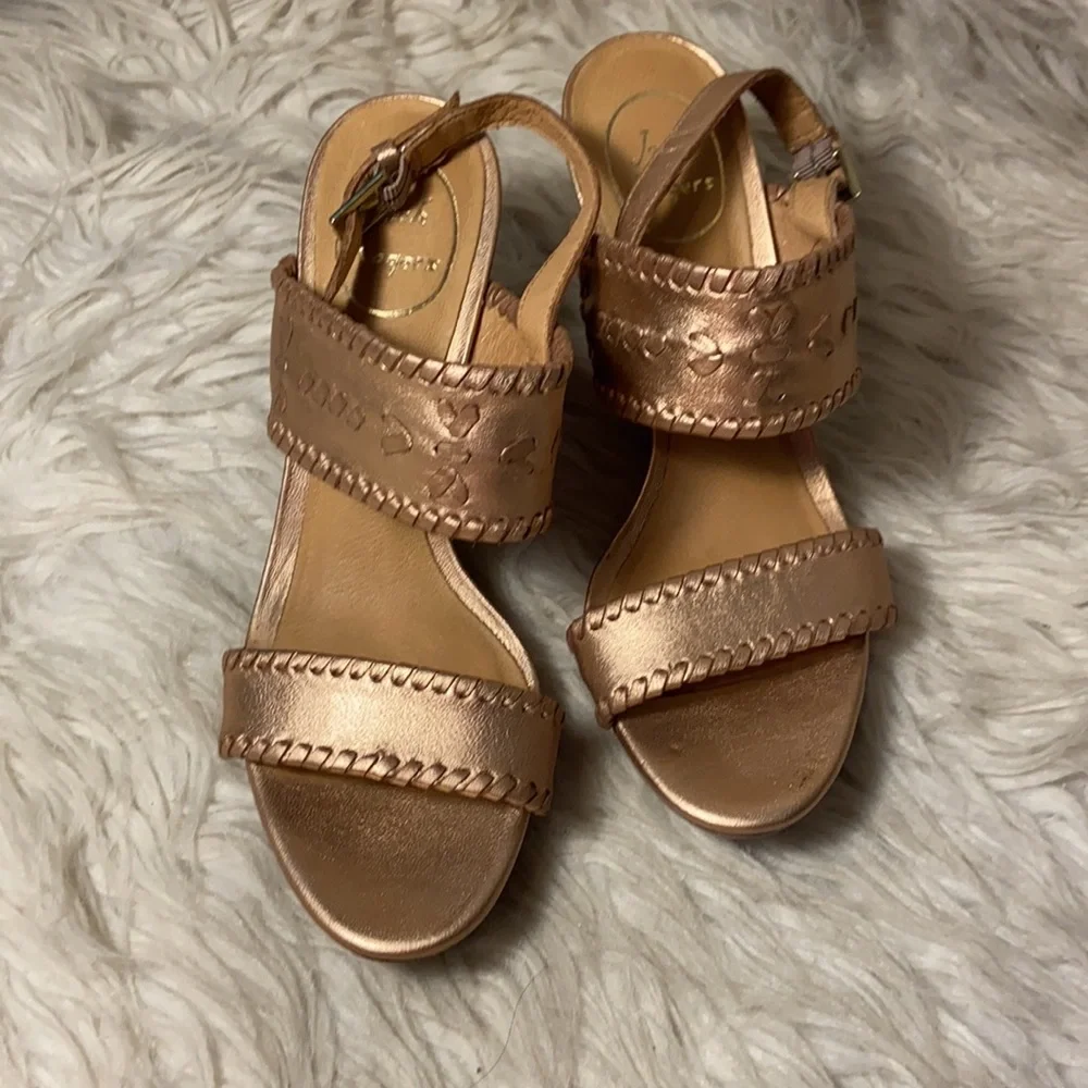 Like new Jack Rogers Vanessa rose Gold Wedge